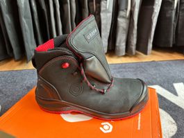Botte de sécurité BASE Be Uniforme B0888B T.41 neuves