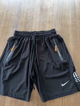  Running Shorts schwarz Grösse S NEU!!!!
