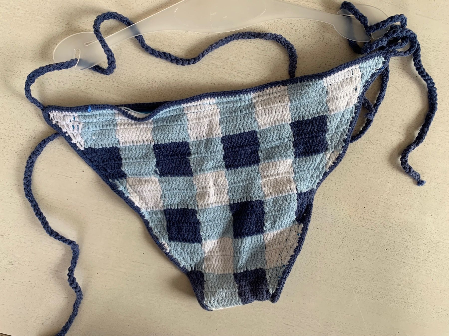 Costumi da bagno & Bikini: BIKINI 100% HANDMADE CROCHET, GR. MEDIUM – Nuovo (secondo la descrizione) da Rüschlikon venduto da 21moje 7