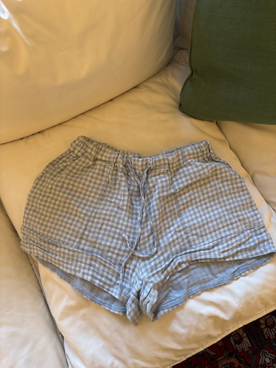 Pantaloni: Shorts Puro Lino checked – Usato da Zürich venduto da Flo021000