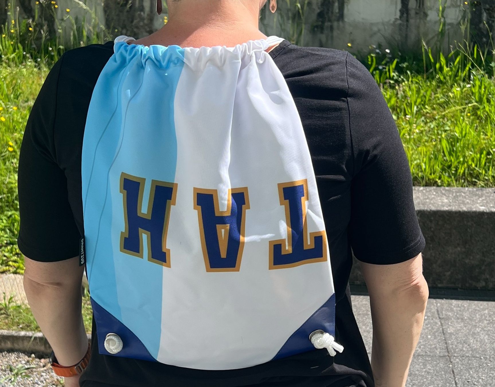 Zaini: Turnbeutel / Rucksack, neu, tolles Design! – Nuovo e nell'imballaggio originale da Zürich venduto da Drahtzug 2