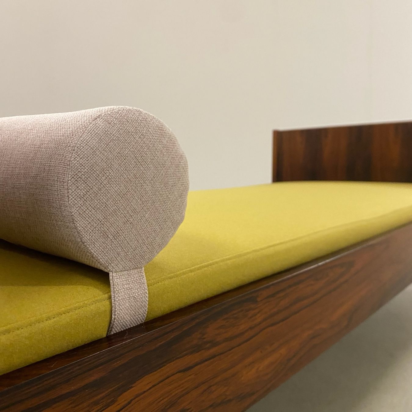 Sofas: Danish Palisander Daybed Bett 1960s restauriert – Gebraucht aus Basel von MidMod20C 2