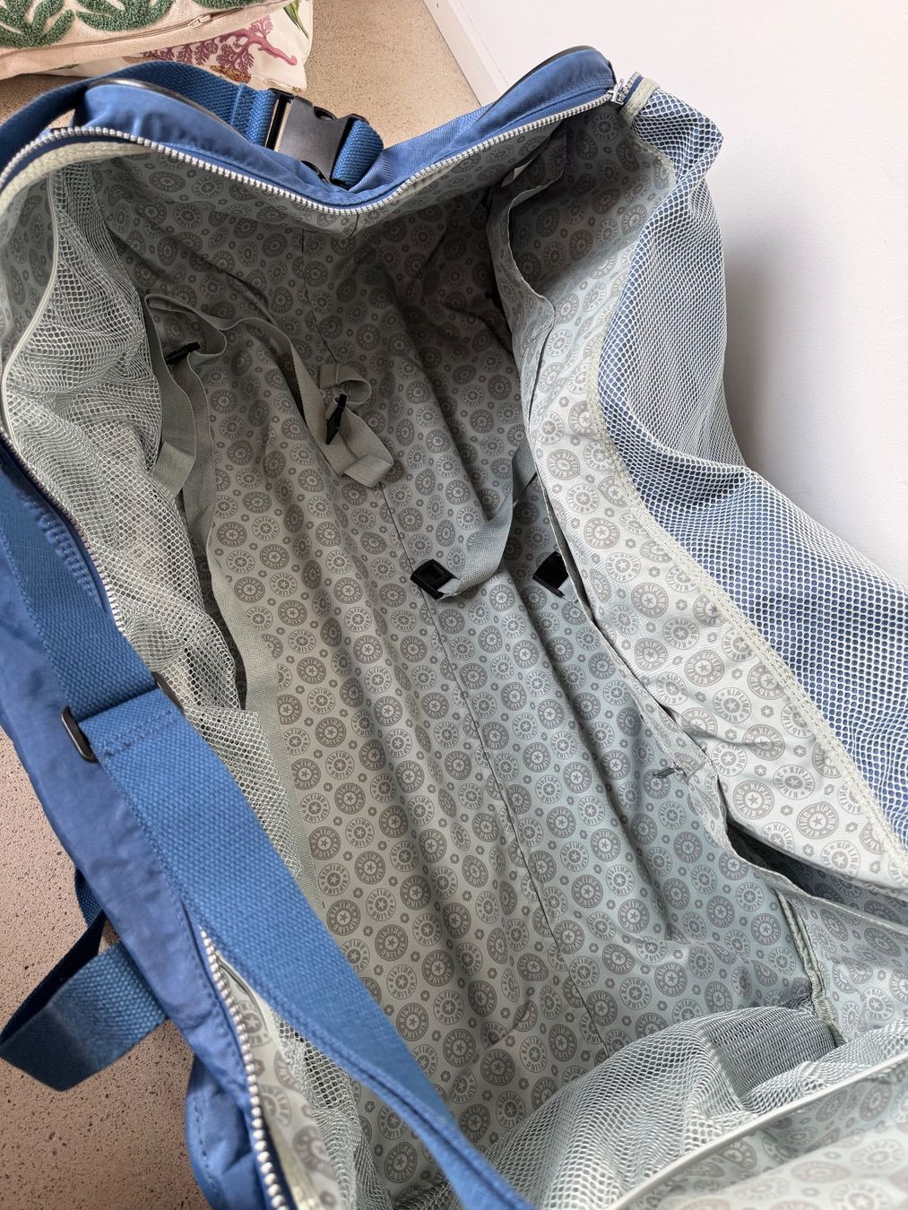 Kipling Borse: Kipling Reisetasche – Usato da Zürich venduto da Cia91 4