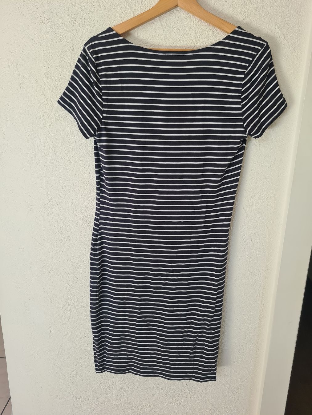 Kleider: Sommerkleid Grösse 38 – Gebraucht aus Ebikon von Songbird85