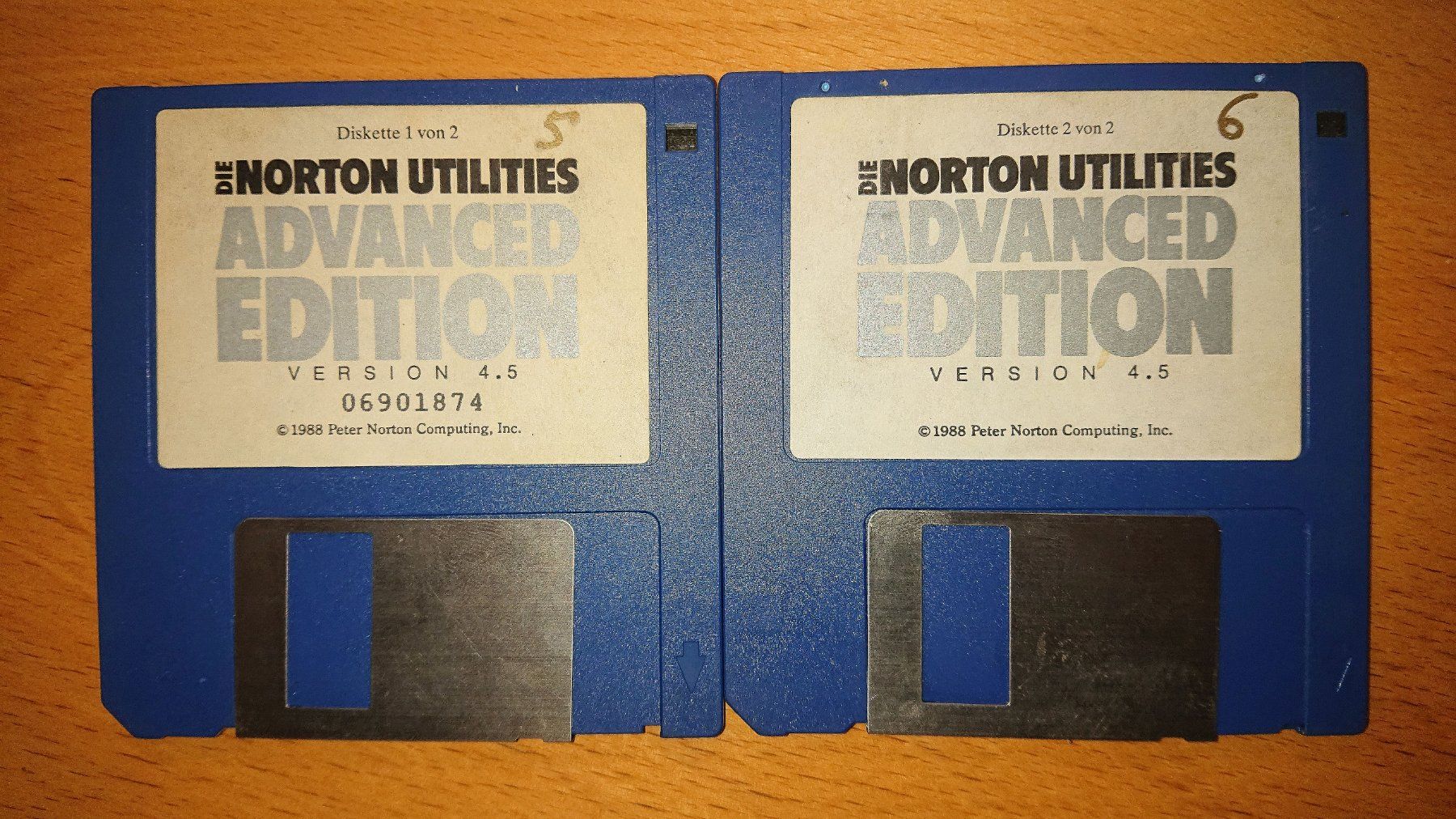 Norton Software: Norton Utilities 4.5 auf 2 Disketten – Usato da Reinach BL venduto da Hampe45 2