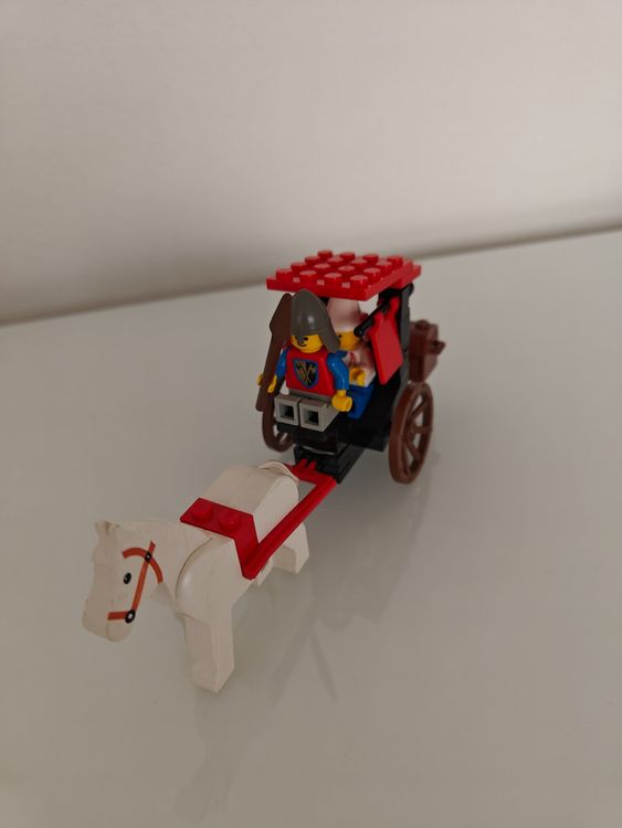 Lego Kutsche mit Ritter und Prinzessin (Gebraucht) in Tuggen für CHF 15 ...