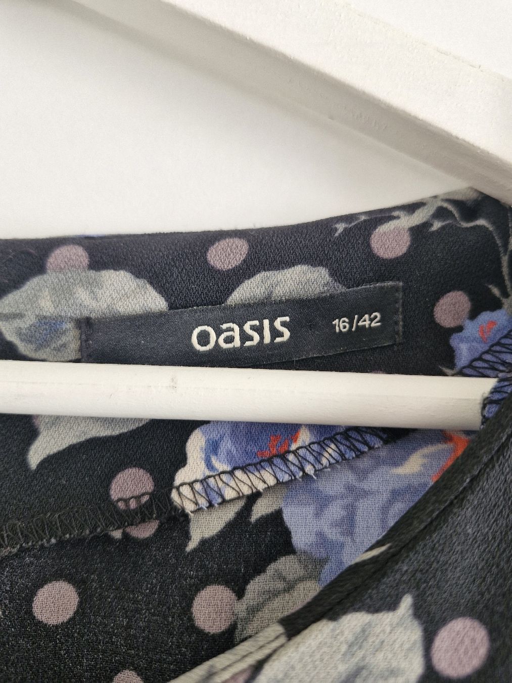Vestiti: Oasis Kleid, Blumenmuster, Grösse 42 – Usato da Breitenbach venduto da sabrinaa95 2