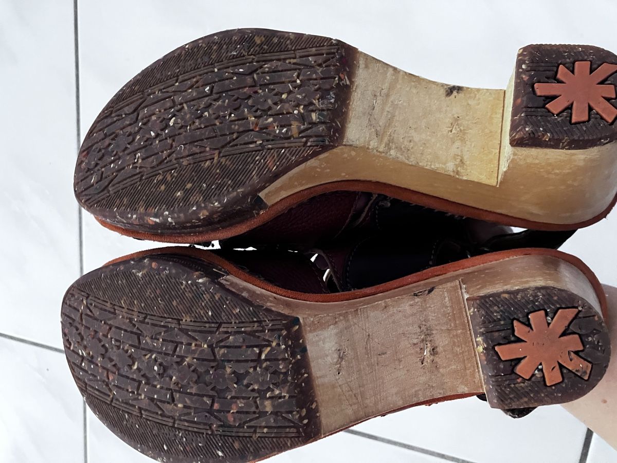 Art Damenschuhe: Ledersandale 38 Marke Art – Gebraucht aus Gümligen von svaud 2