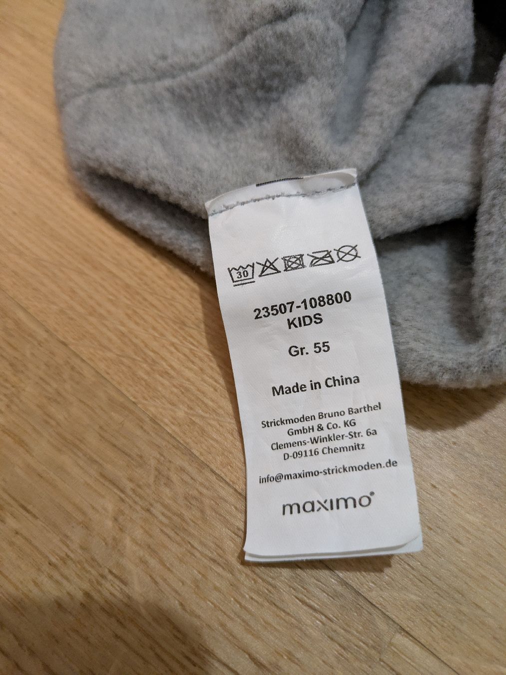 Maximo Altro abbigliamento per bambino: Mutze MAXIMO NEU – Nuovo e nell'imballaggio originale da Zürich venduto da chukye 2