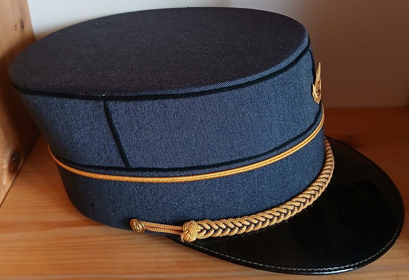 Copricapi, berretti & cappellini: Uniformhut – Usato da Krauchthal venduto da mago371 1