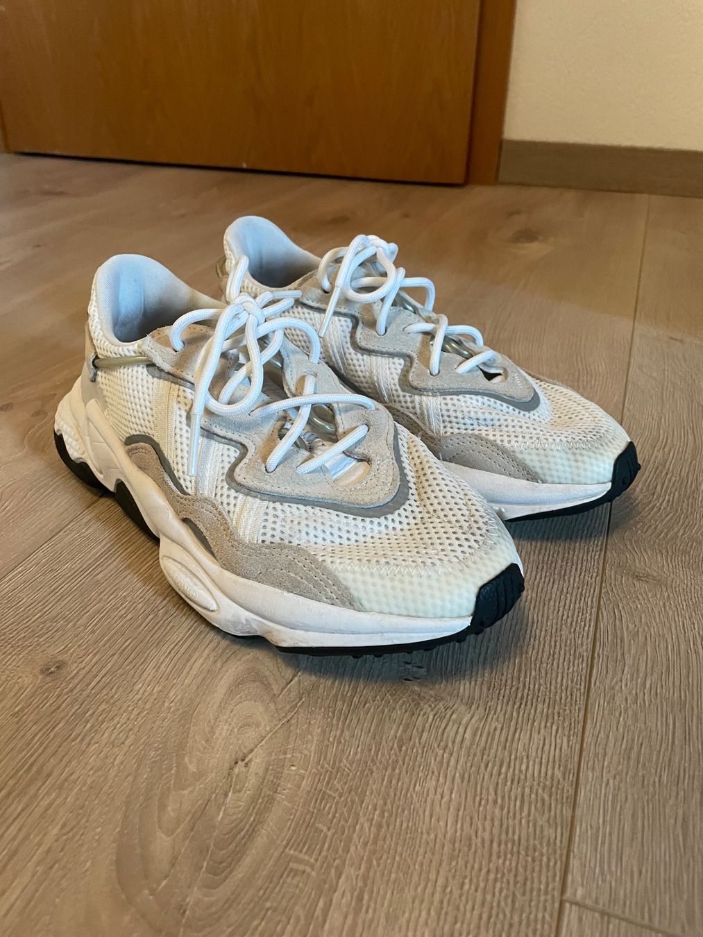 Scarpe da donna: Baskets Adidas – Usato da Lucens venduto da lisacc
