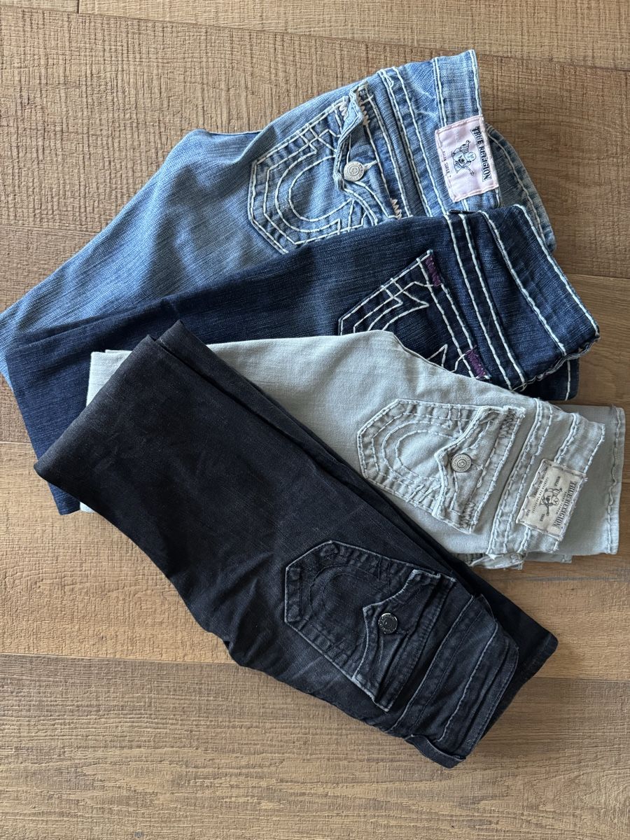 True Religion Jeans: True Religion Jeans 4 Stück Grösse 24 – Usato da Wünnewil venduto da Grinch...