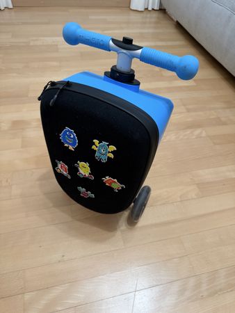 Micro Luggage Patch & Play Kinder Scooter, blau. TOP