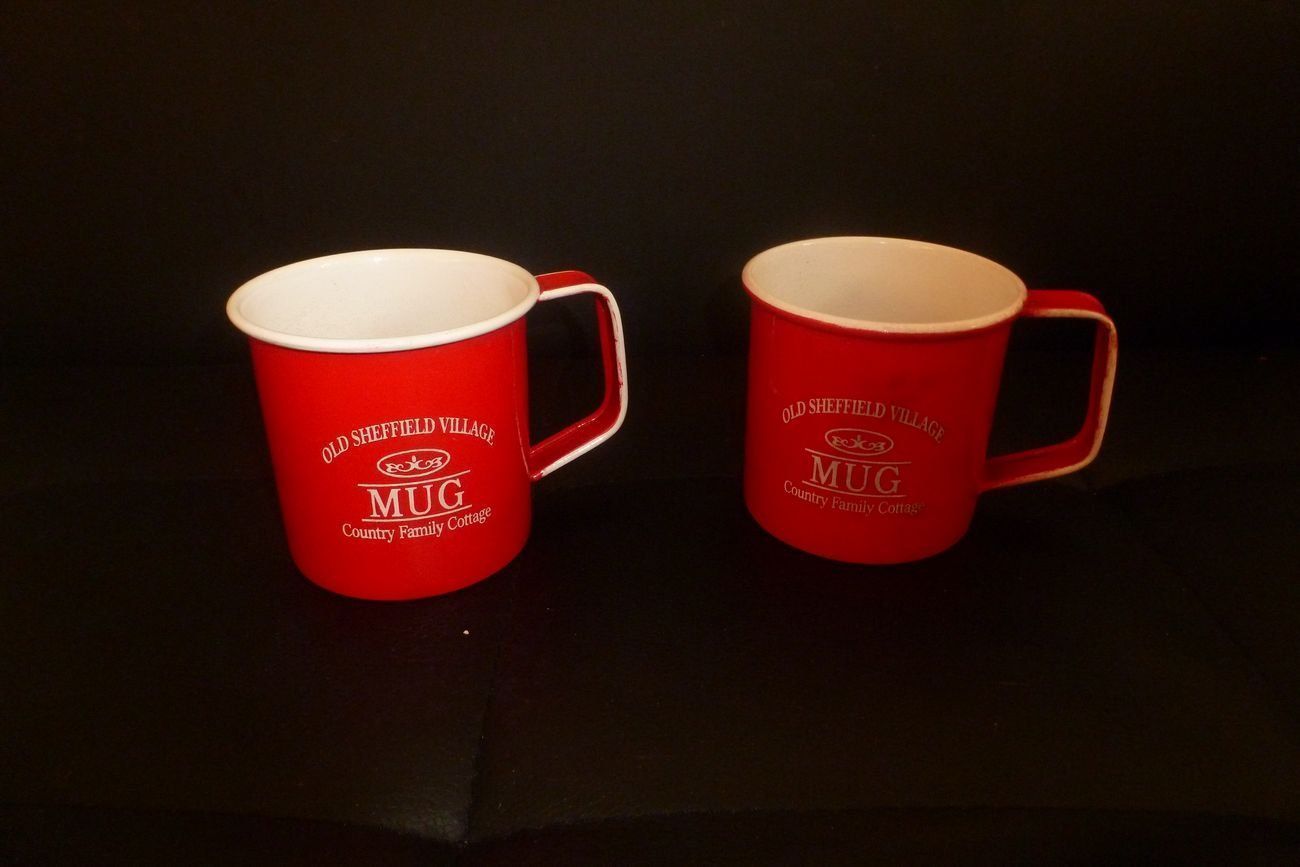 Tazze: Sheffield-Metallbecher ** Vintage ** Rot – Usato da Emmen venduto da newcar4you