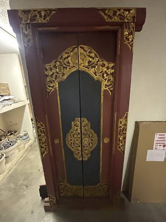 Tutte le decorazioni: Porte Balinaise – Usato da la Chaux-de-Fonds venduto da Pwenger911
