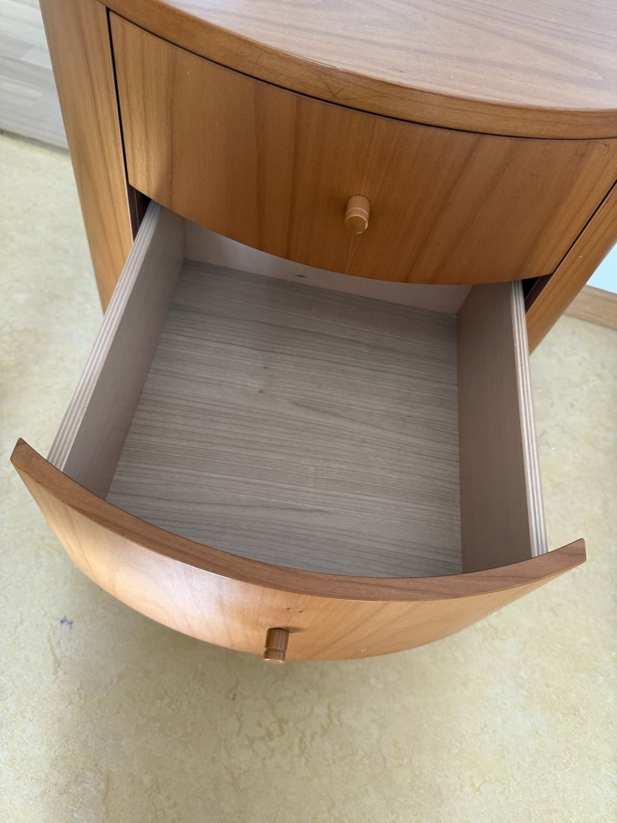 Tables de nuit: Nachttisch 2er-Set – D'occasion à Zürich par koh_b9k5 2