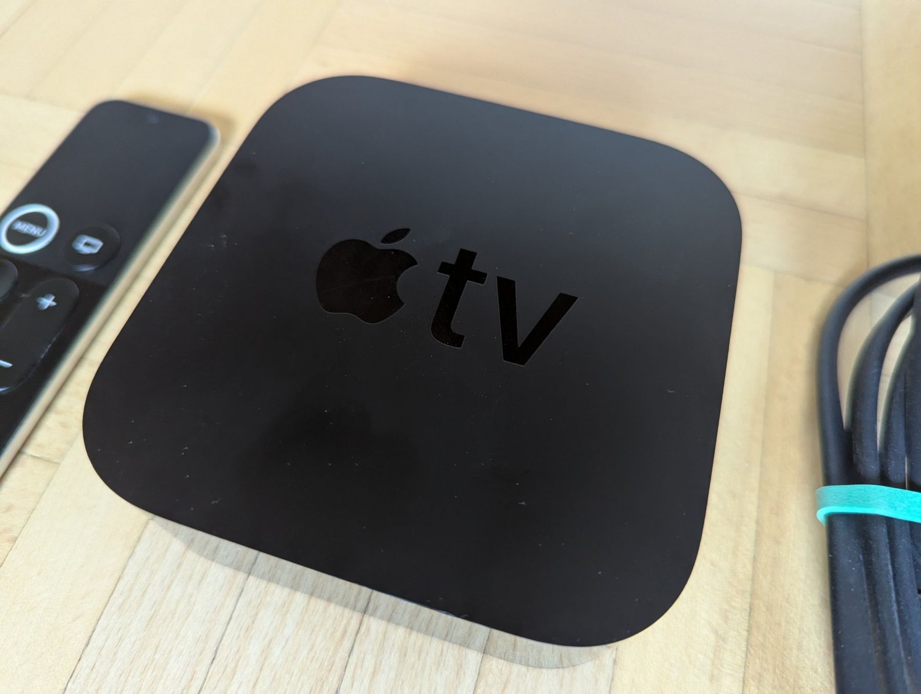 Apple Sistemi audio & multimediali: Apple TV 4K (1. Generation, Modell A1842) – Usato da Basel venduto da Shaby0