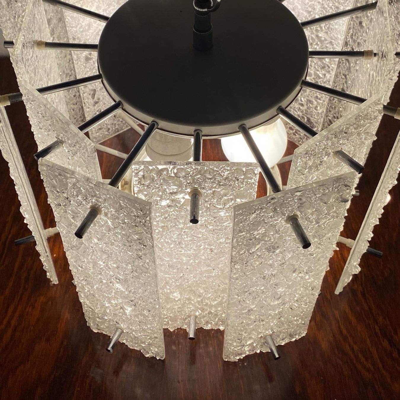 Lampadari & plafoniere: Vintage Eisglas Hängelampe – Usato da Zürich venduto da frauflufelberg 4