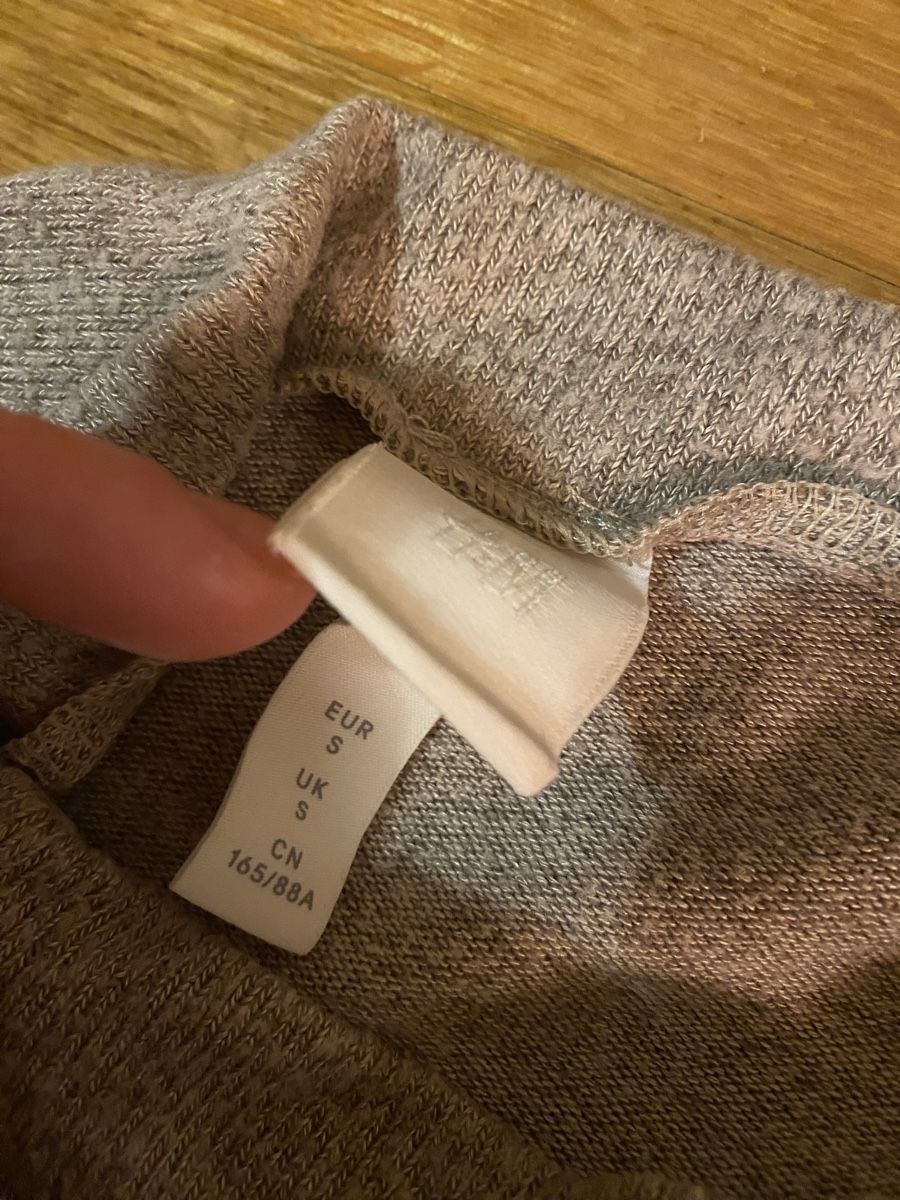H&M Top: Pull beige chic H&M taille S – Usato da Epagny venduto da nie_n5yb 2