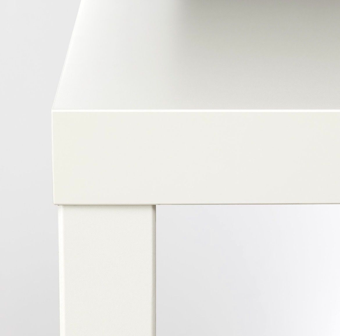 Ikea Tavoli: Beistelltisch – Usato da Köniz venduto da VivianaK92