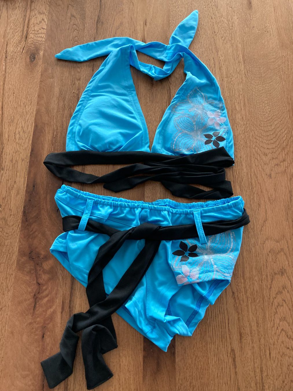 Badekleider & Bikinis: Bikini - NEU – Neu und originalverpackt aus Uttigen von IngePeter