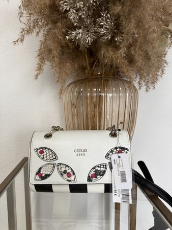 Guess Umhängetasche schwarz weiss gestreift neu mit Etikett