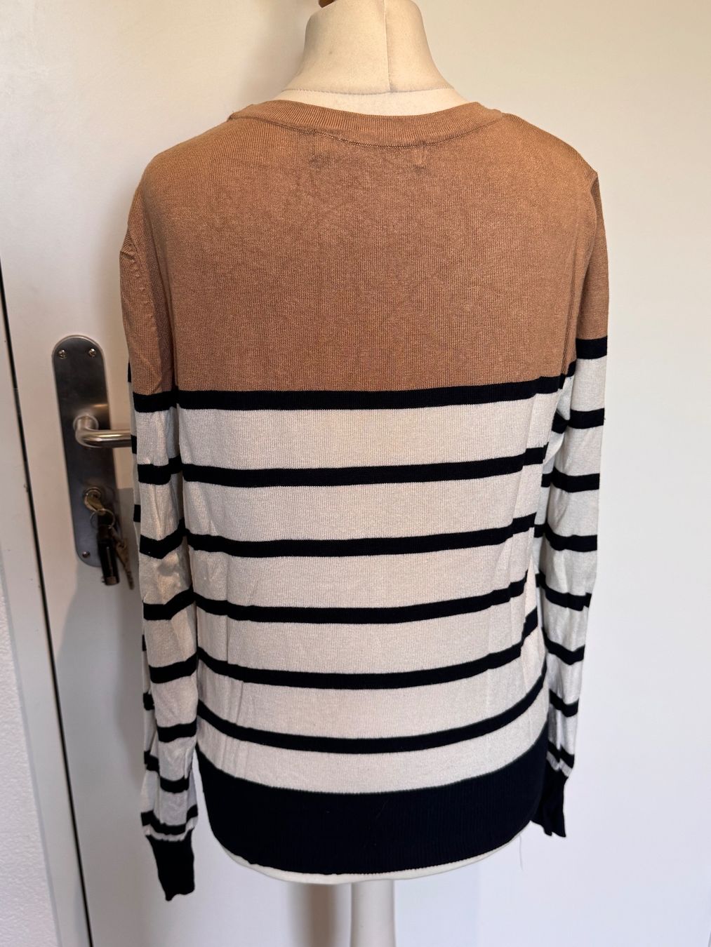 Pullover & Sweatshirts: Feinstrickpullover Pullover Vero Moda Gr. S gestreift – Gebraucht aus Rothrist von Fondgruebe 1