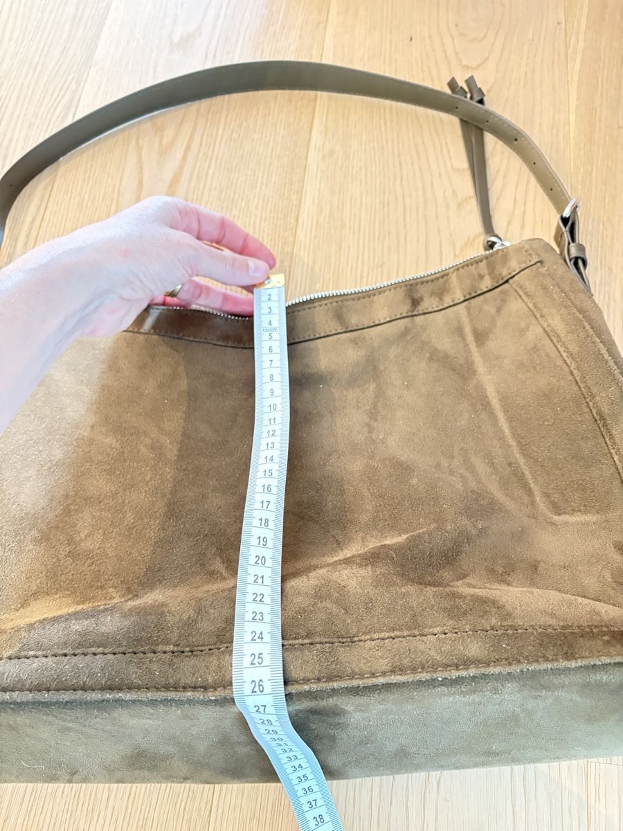 H&M Borse da donna: H&M suede bag  – Nuovo (secondo la descrizione) da St. Gallen venduto da ott_f827 4