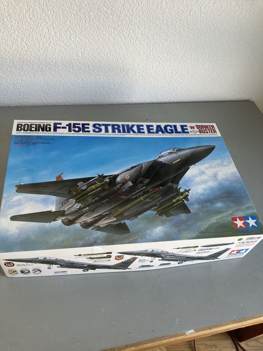 Tamiya Kit di modellismo & Modellini statici: Tamiya 1/32 F-15 E – Nuovo (secondo la descrizione) da Zollikofen venduto da Torque86