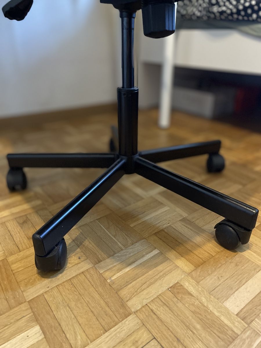 Ikea Stühle: Neuer schwarzer Bürostuhl aus Leder – Neu (gemäss Beschreibung) aus Zürich von aym_ls25 3