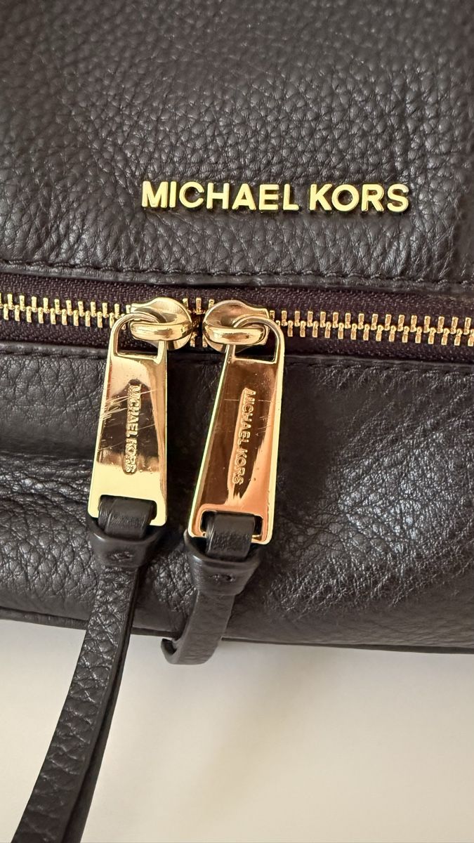 Michael Kors Rucksäcke: Michael Kors Rhea Zip Backpack - Black Leather – Gebraucht aus Zollikerberg von MK-13 5