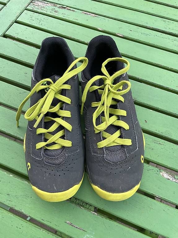 Chaussures hommes: Bikeschuhe Gr. 34 – D'occasion à Lenk im Simmental par antoniawanda
