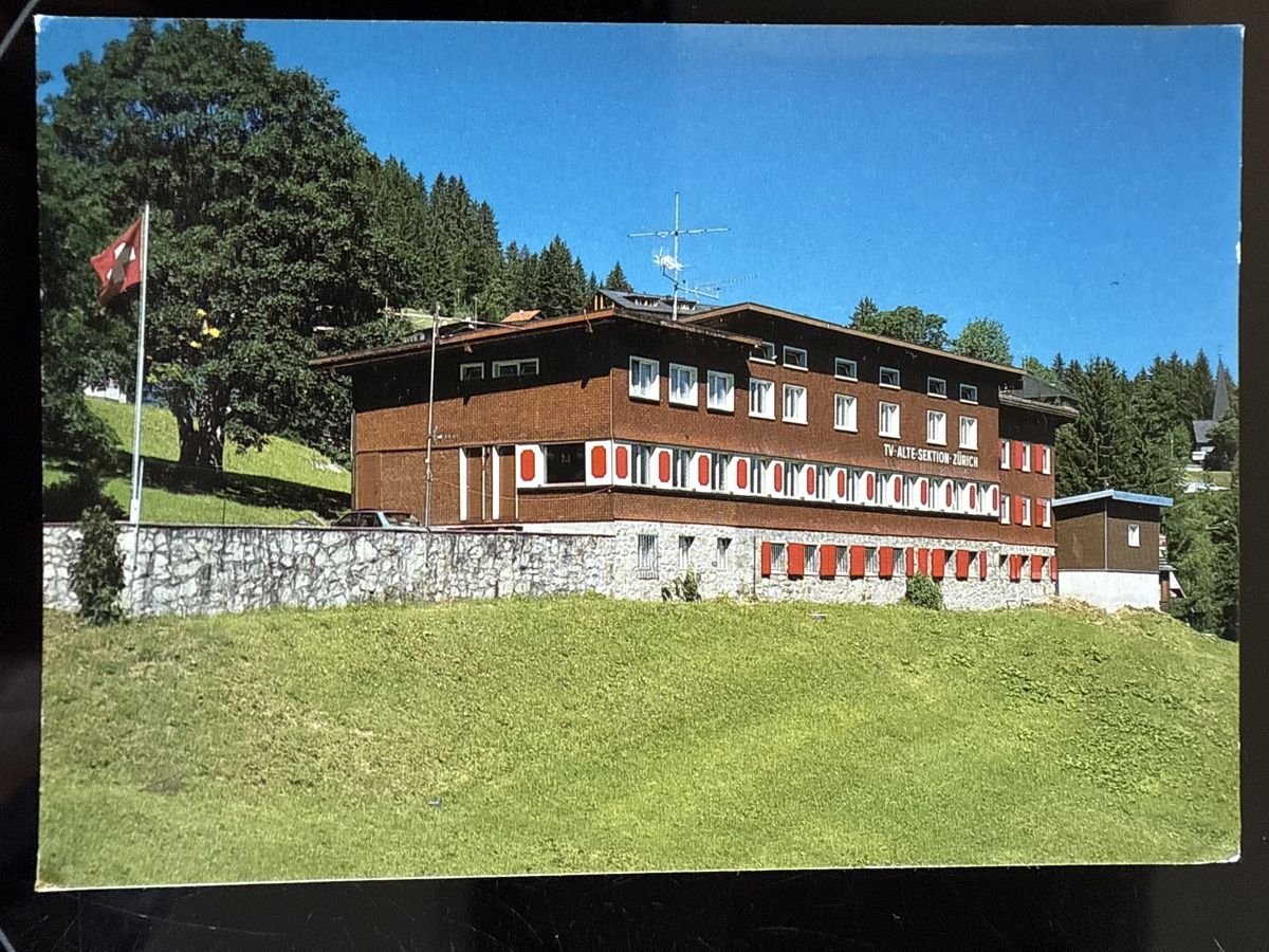 Cartoline postali: Ansichtskarte Ferienhaus Flumserberg – Usato da Sempach Station venduto da blackhors