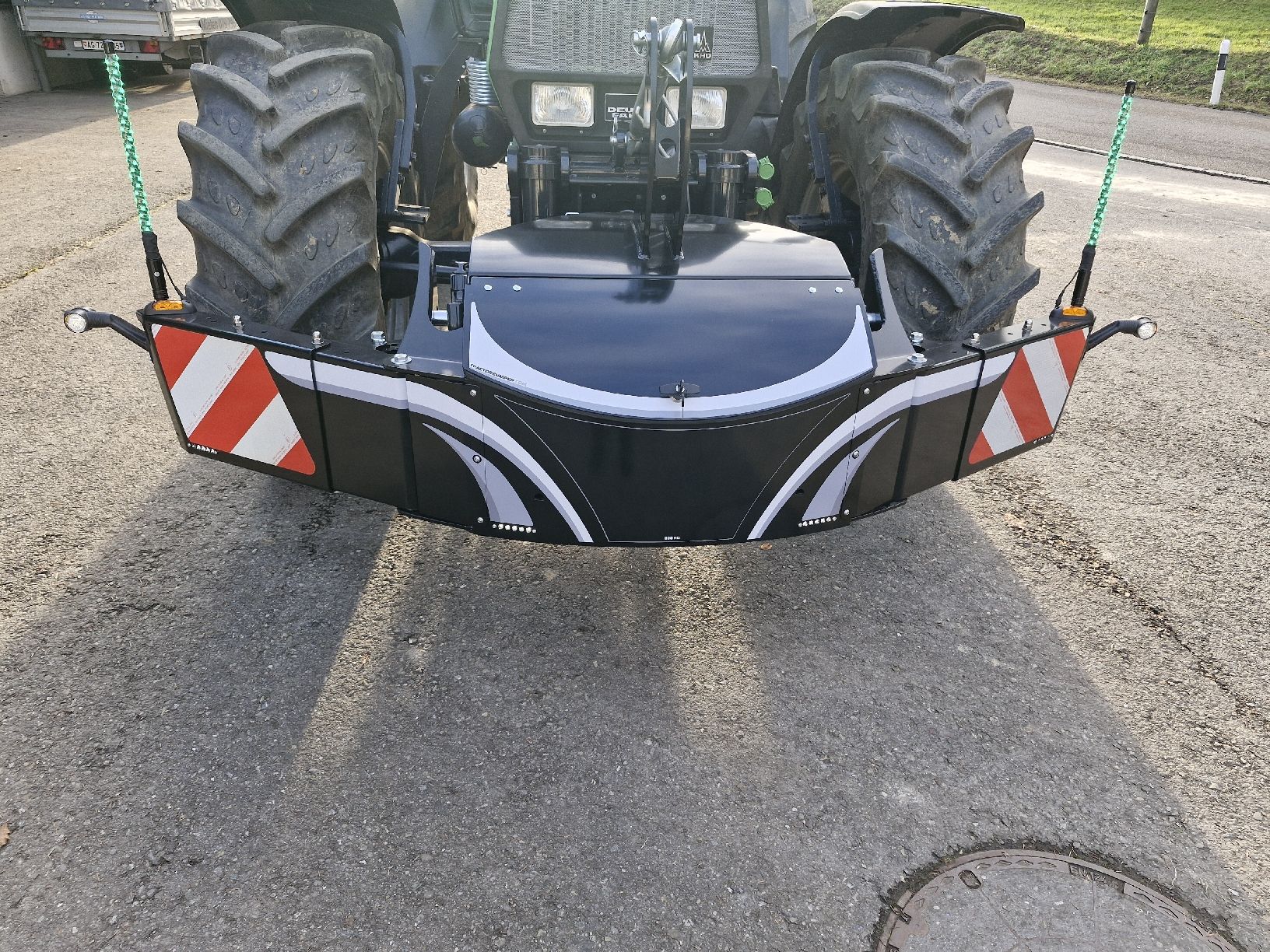 Traktoren: Tractorbumper – Neu (gemäss Beschreibung) aus Bünzen von wys_7td5