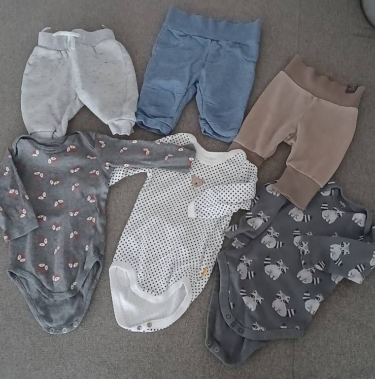 Ensembles coordonnés: Grosses Kleiderpaket 62/68 neutral (57-teilig) – D'occasion à Thun par Waco13 4