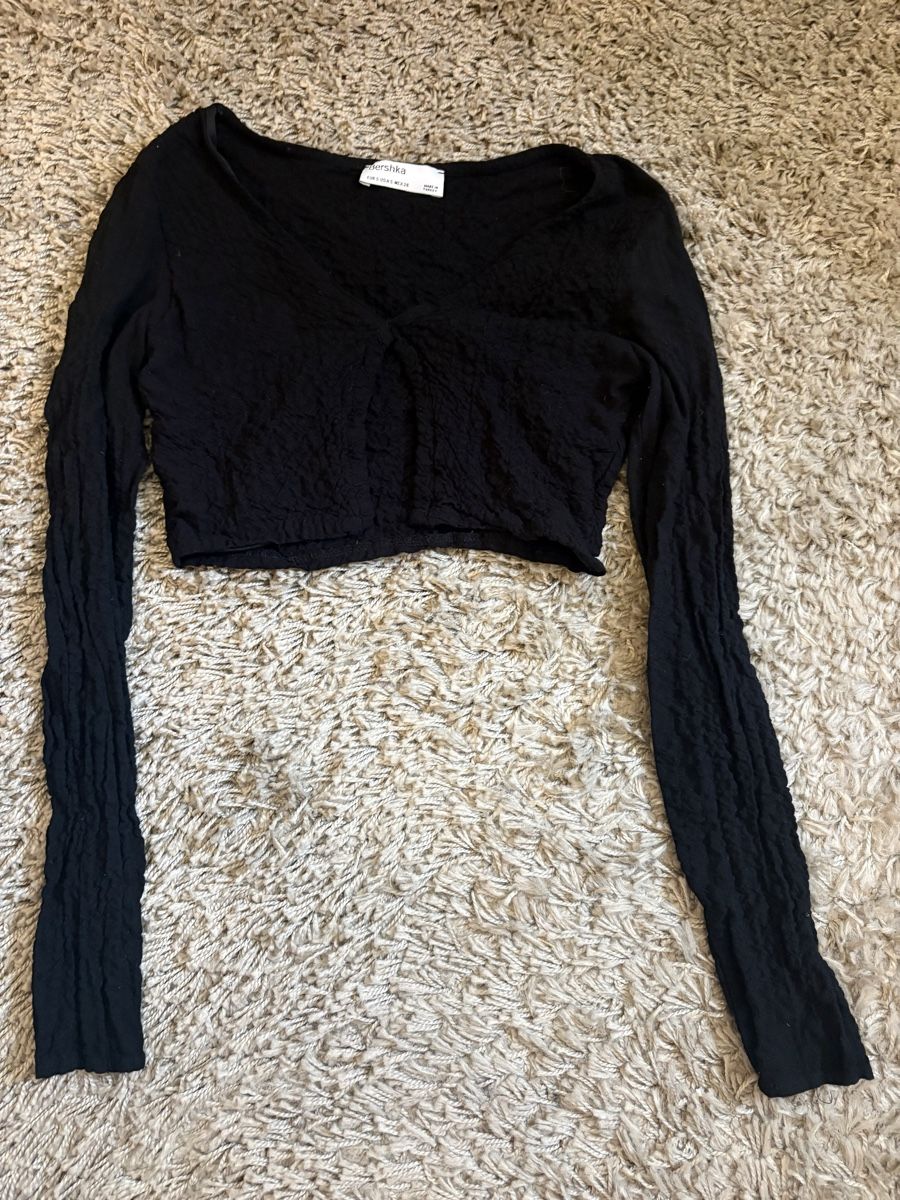 Lotti di vestiti: Lot de 4 top à manche long  – Usato da Mont-sur-Lausanne venduto da Julie_cty 1