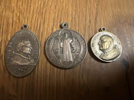3x Heiligen Medaillen Papst /ect.