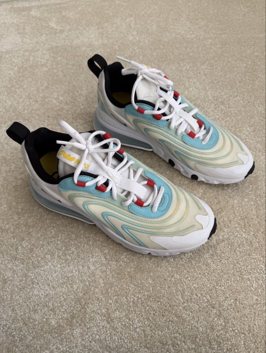 Nike Scarpe da uomo: Nike Air Max 270 React pointure 41 – Nuovo (secondo la descrizione) da Sion venduto da fer_gwz6