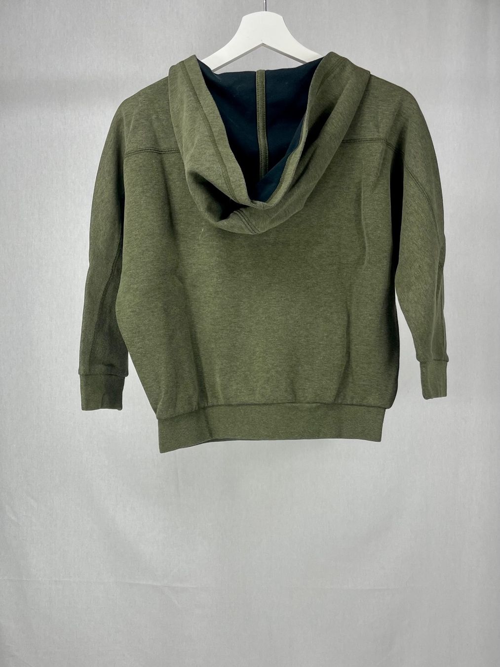 Puma Maglioni & Felpe: Hoodie - Sweatshirt - Puma – Nuovo (secondo la descrizione) da Romanshorn venduto da MAFLOMAS 1