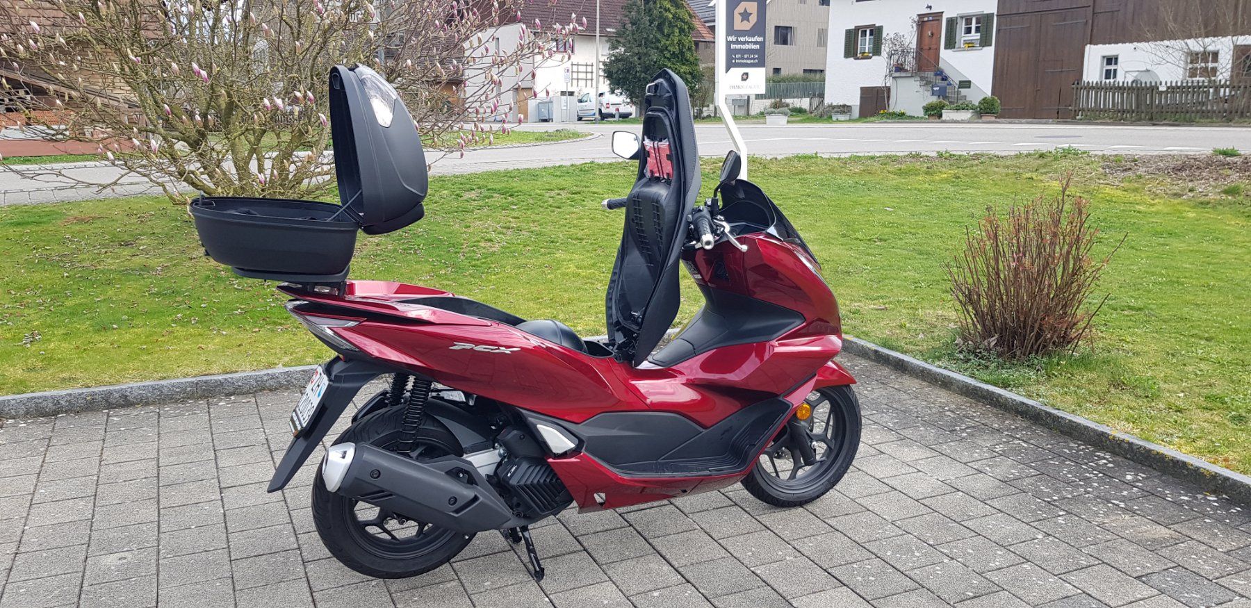 Scooters: Honda PCX 125 Roller – Gebraucht aus Thalheim von  2