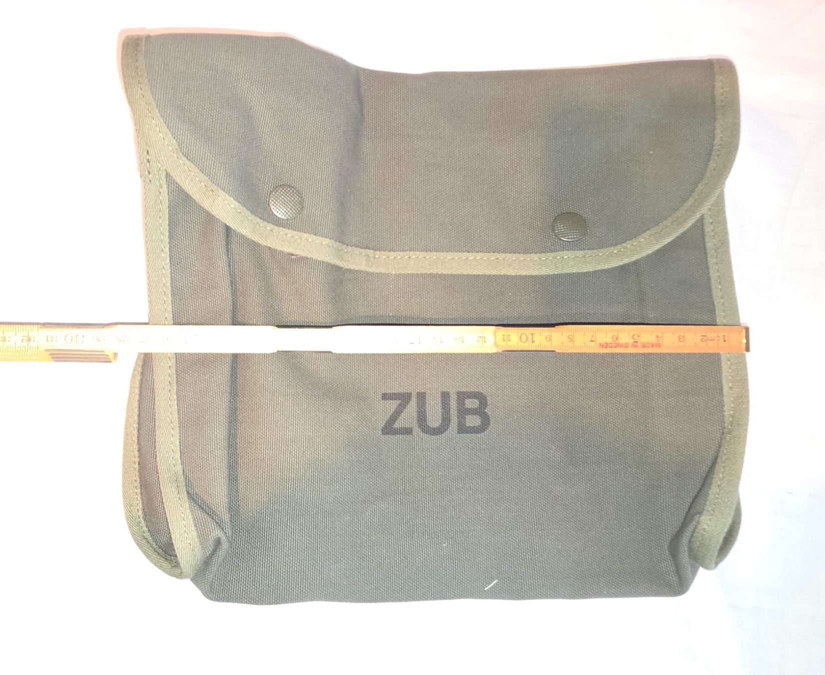 Schweizer Armee Borse: Schweizer Armee    ZUB    Tasche   oliv leer – Usato da Obermumpf venduto da oiskypoisky 4