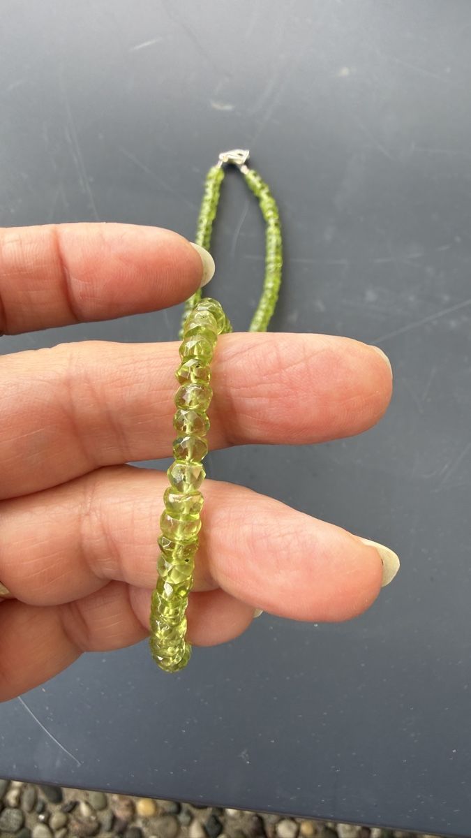 Catenine: Wunderschöne Peridot-Halskette, 47 cm – Nuovo e nell'imballaggio originale da Ebikon venduto da Leonidas2 2