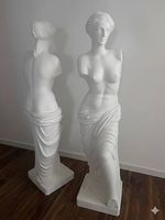 2x Deko-Statue Venus von Milo mit passenden Sockeln