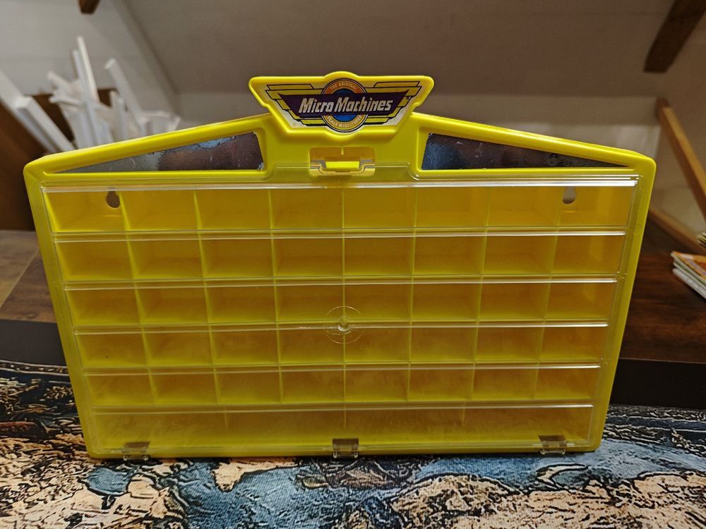 Micro Machines Display Case (Gebraucht) in Wittenbach für CHF 40 – mit ...