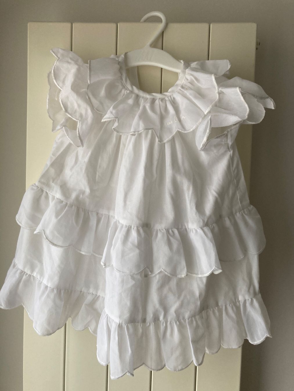 Kleider & Röcke: Robe bébé 6 mois / Pierre Cardin Baby – Gebraucht aus Genthod von daz_world