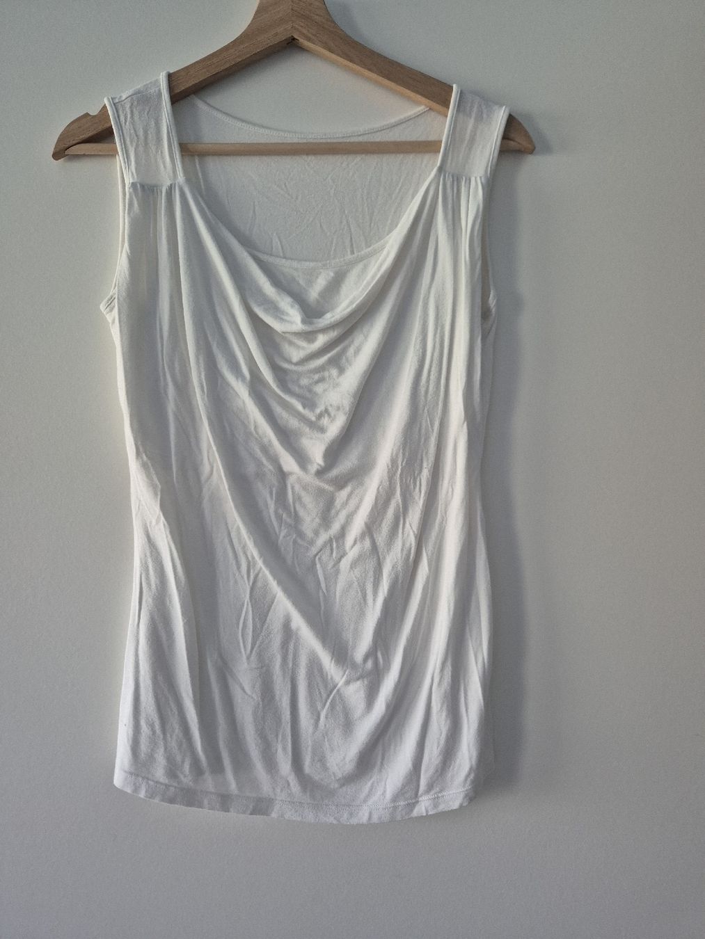 T-Shirts: Stillshirts Grösse S – Gebraucht aus Tuggen von Sarabaet
