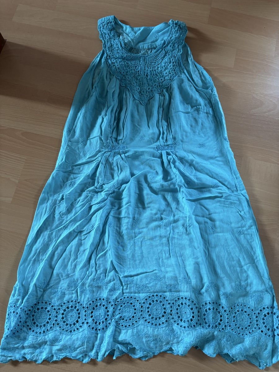 Robes: Robe – D'occasion à Courcelon par odi_9mjv