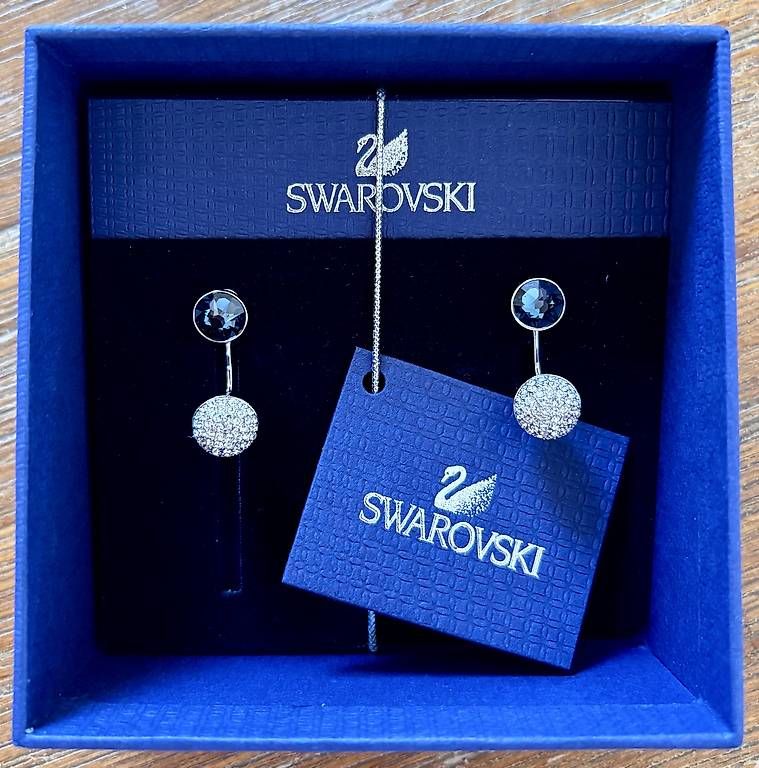 Ohrringe & -stecker: Swarovski-Ohrstecker – Neu und originalverpackt aus Rickenbach Sulz von Erdbeertorte 1