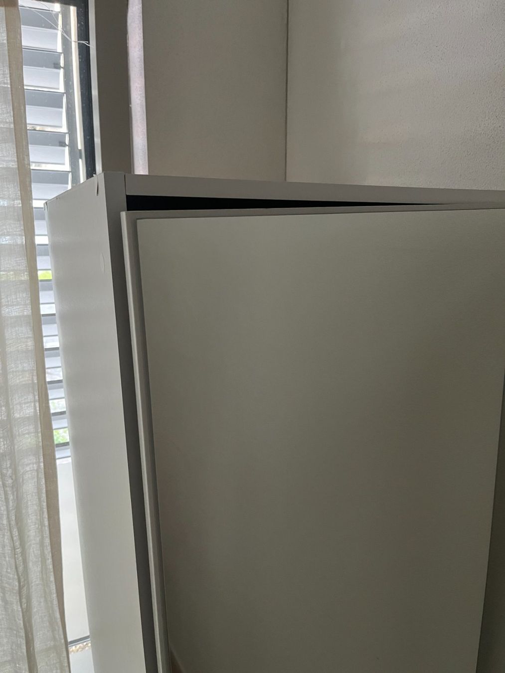 Armadi: Tall Mirrored Wardrobe / Storage Cabinet – Usato da Cham venduto da takismenexes 1