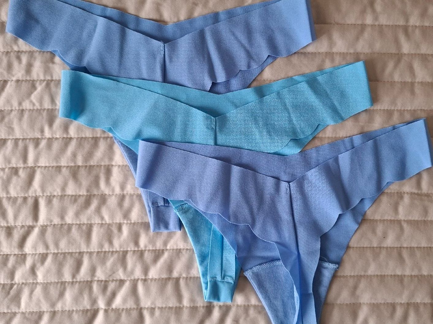 Sloggi Altra biancheria intima: 3 Sloggi String, blau, Gr. S, Light, nahtlos, neu – Nuovo e nell'imballaggio originale da Emmen venduto da Tigerlady 3